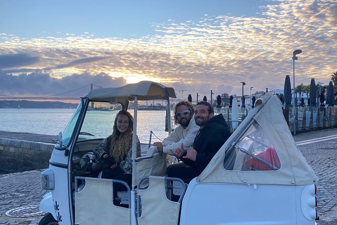Tuktuk Adventure Through Lisbon - Delightful Treats and Snacks