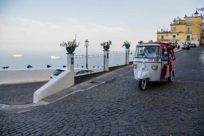 Tuktuk City Tour: Vietri Sul Mare - Retro Charm of Ape Calessino