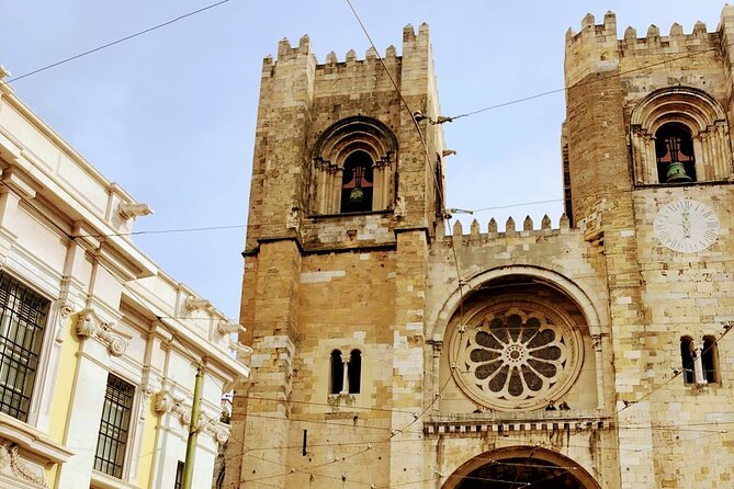 TukTuk Tour 3 Hours In Lisbon - Tour Overview