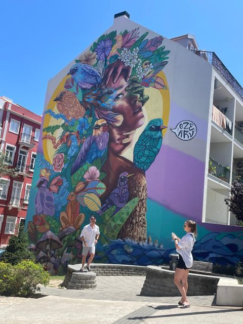 Tuktuk Tour in Lisbon - Viewpoints - Street Art - Churches - Architectural Gems