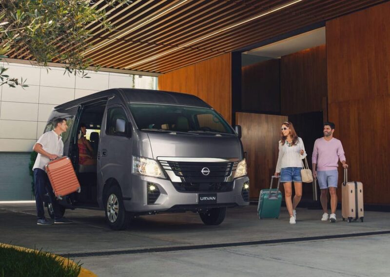 Tulum Airport Service - Vehicle and Amenities