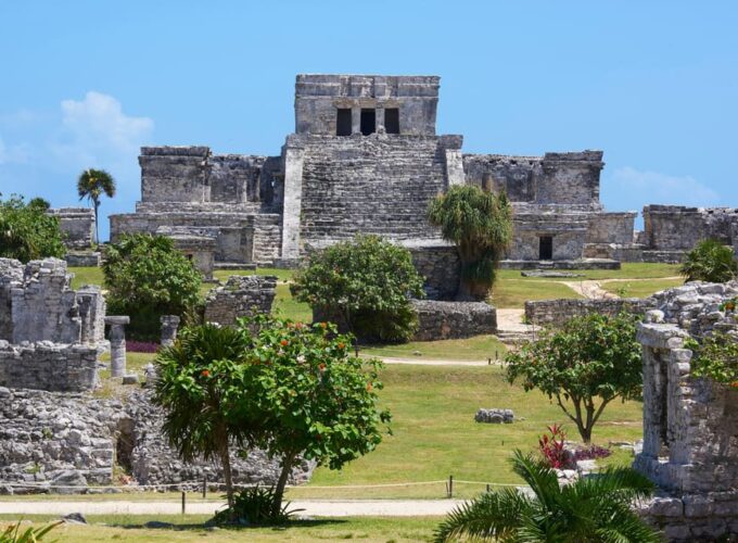 Tulum Discovery the Mayan Wonder Shopping Tour - Capturing Moments in Time