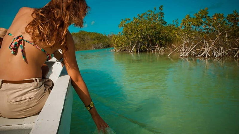 Tulum: Mayan Ruins & Sian Kaan Tour with Boat Ride and Lunch - Transportation and Group Size