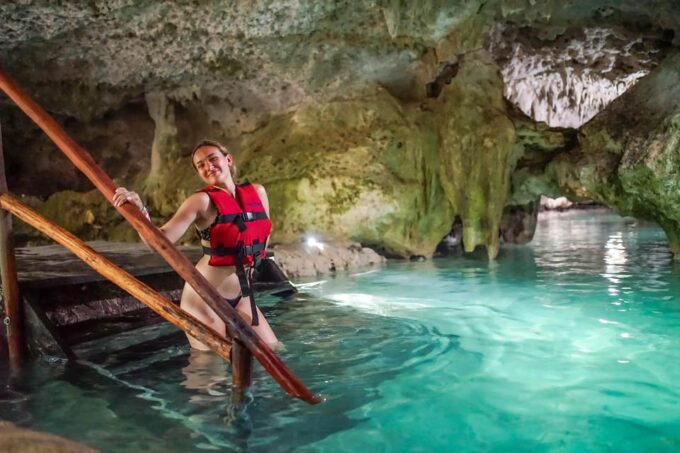 Tulum Ruins and Cenotes Tour - Discovering the Cenotes