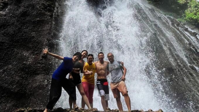 Tumpak Sewu Waterfall & Jodipan Rainbow Village 1 Day Tour - Pickup and Drop-off