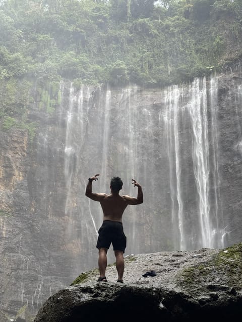 Tumpaksewu Waterfalls: 1 Day Tour From Malang or Surabaya - Transportation and Guide