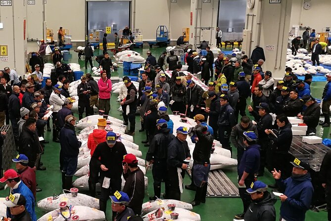 Tuna Auction and Tokyo Toyosu Fish Market Tour - Exploring Toyosu Fish Market