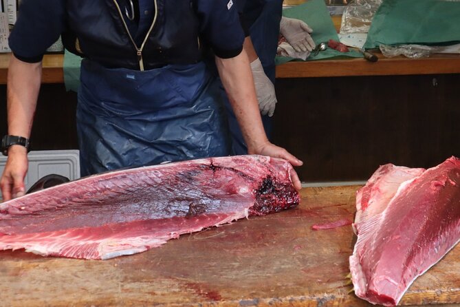Tuna Auction in Toyosu and Tsukiji Fish Market Tour - Exploring the Tsukiji Fish Market