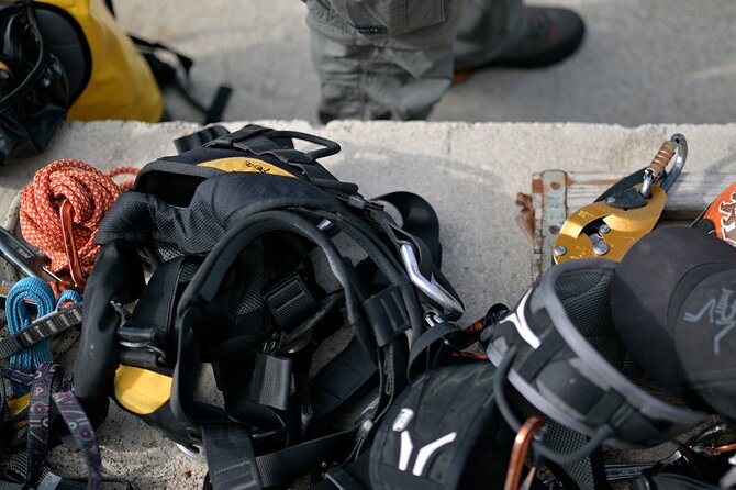 TUNNEL ABSEILING Tour the Underground With No Experience Required - Equipment and Requirements