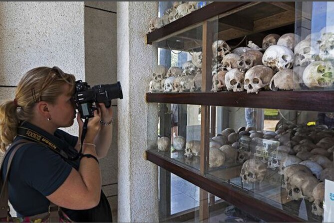Tuol Sleng Genocide Museum (S-21) and Choeung Ek Killing Fields Tour - Meeting and Pickup
