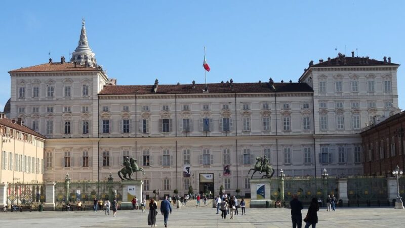 Turin: 2 Hour Guided Walking Tour - Exploring the Historical City