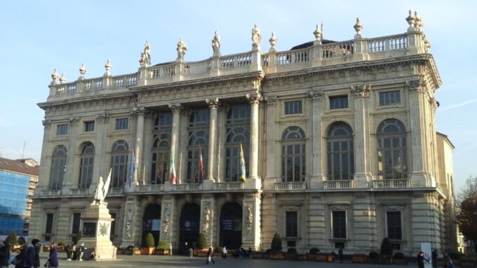 Turin: 2,5 Hour Classic Walking Tour - Piazza San Carlo