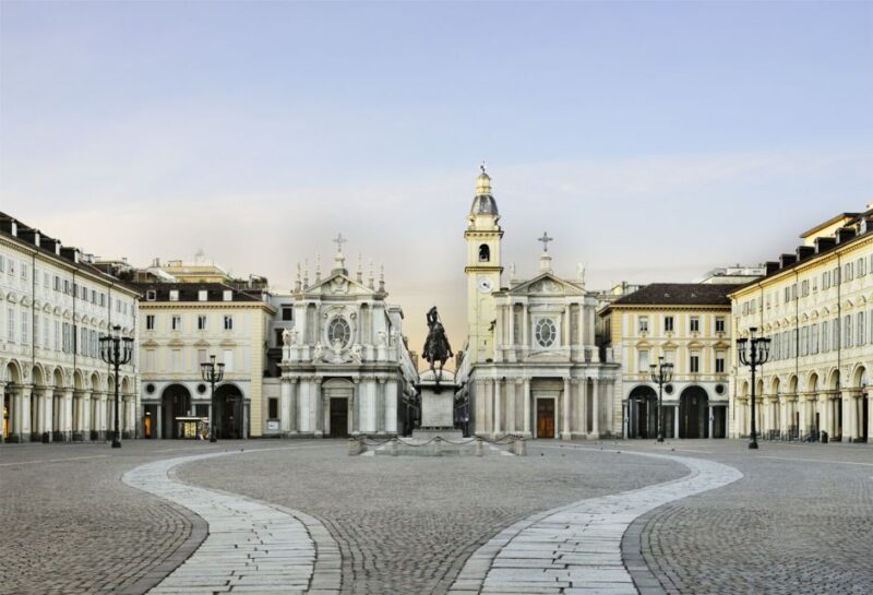 Turin: Elegant Lounge of Italy Walking Tour - Tour Experience