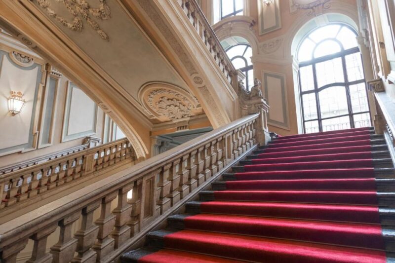 Turin: Insta-Perfect Walk With a Local - Booking Information