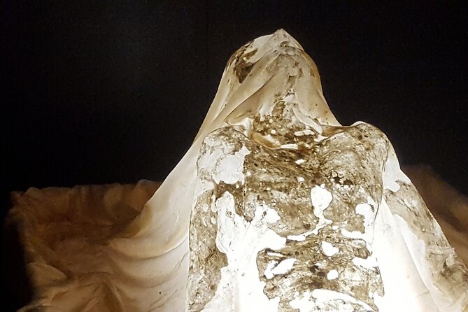 Turin: Private Tour on The Path of The Holy Shroud - Mysterious History and Legends
