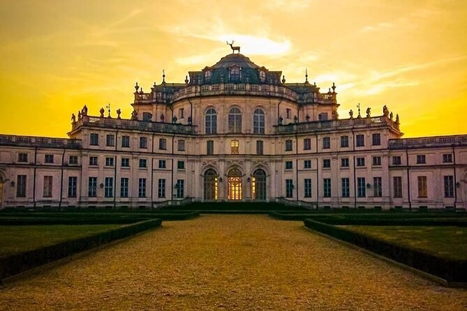 Turin: Private Walking Tour and Royal Snack - Booking Options and Inclusions