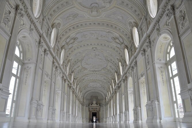 Turin: Reggia of Venaria Guided Experience - Discover Savoy Royal History