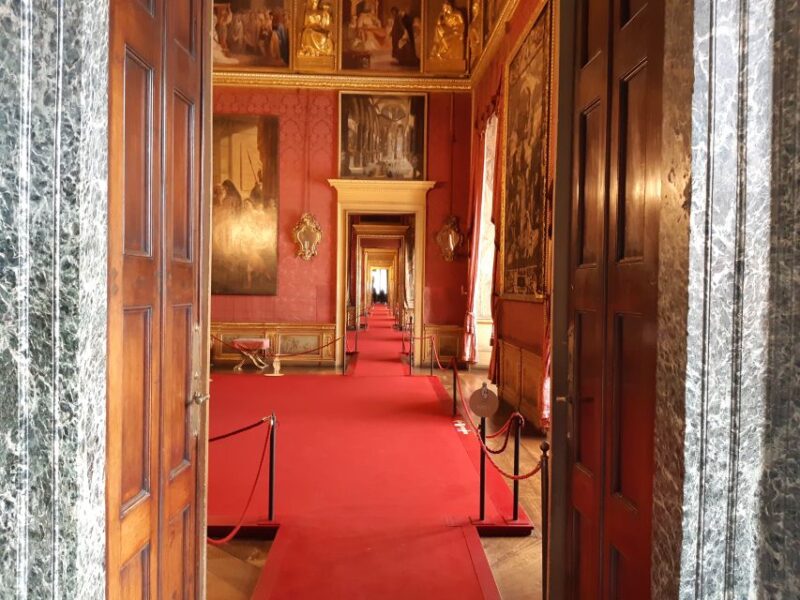 Turin: Royal Palace & Cathedral Tour W/ Skip-The-Line Entry - Key Points