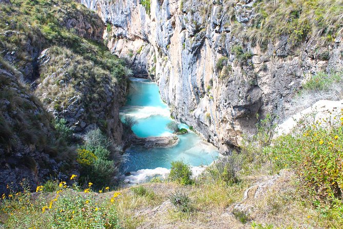 Turquoise Waters Ayacucho - Inclusions and Highlights