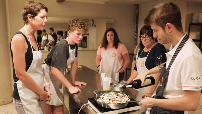 Tuscan Cooking Course With Florence Central Market Visit - Gather Fresh Ingredients