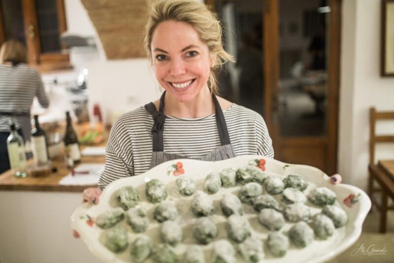 Tuscan Culinary Secrets Unveiled: Cooking Class & Dinner - Ingredients and Atmosphere