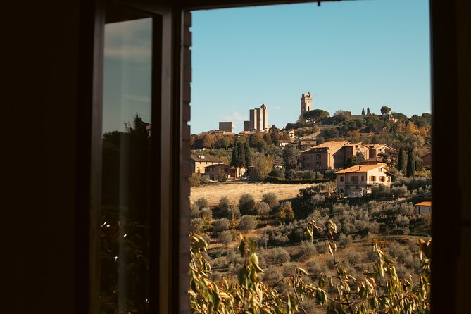 Tuscan Lovers Cooking Class - Organic Wines and EVO Oils