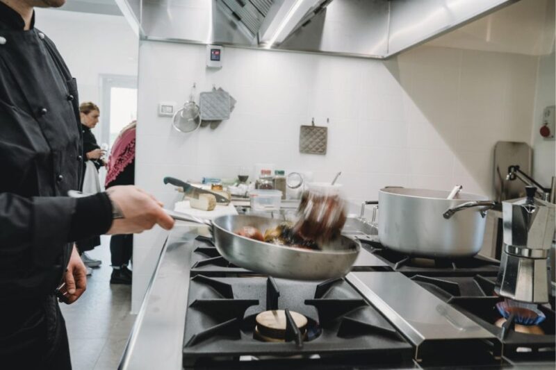 Tuscan Vegetarian Cooking Class With Lunch or Dinner - Discover Tuscan Cuisine
