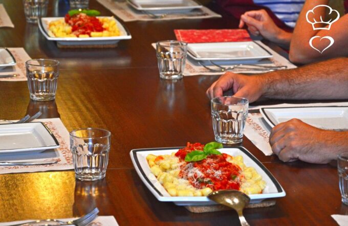 Tuscany: Tuscan Cooking Class Traditional 5-Course Menu - Customer Ratings and Reviews