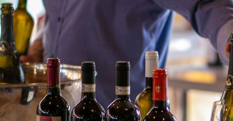 Tuscany: Wine Tasting Lunch or Dinner - Key Points