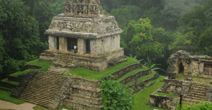 Tuxtla Gutierrez: Palenque Ruins Day Tour With Breakfast - Palenque Exploration