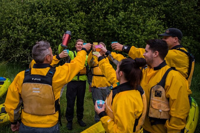 Twilight Kayak Glow Worm Tour - Glowworms and Stargazing