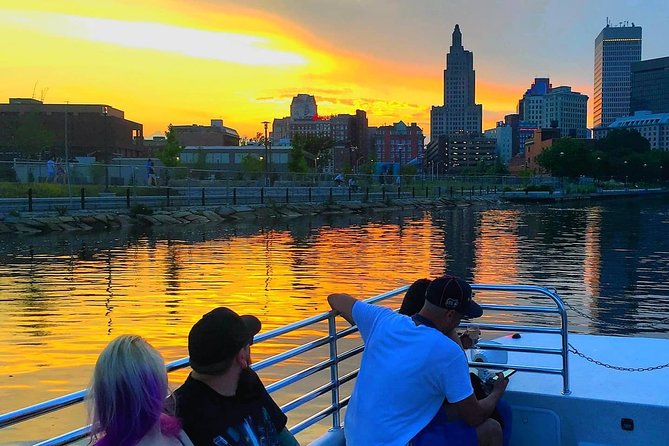 Twilight River Cruises - Beverages and Refreshments