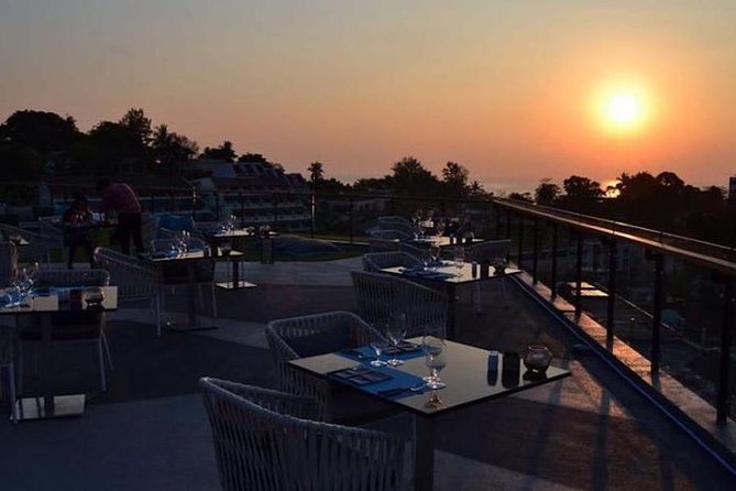 Twilight Stylish Sky Set Dinner Review - Key Points