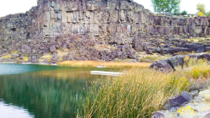 Twin Falls: Dierkes Lake Hike & Shoshone Falls Guided Tour - Cancellation Policy