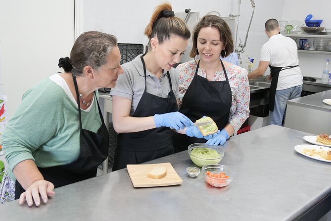 Two and Half-Hours Traditional Greek Cooking Class in Amorgos - Booking