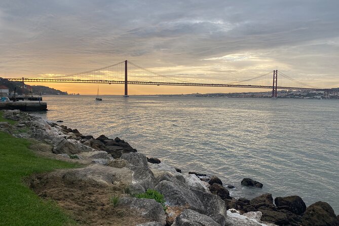 Two Bridges Gastronomic Private Tour - Lisbon Kings Christ - Scenic Views and History