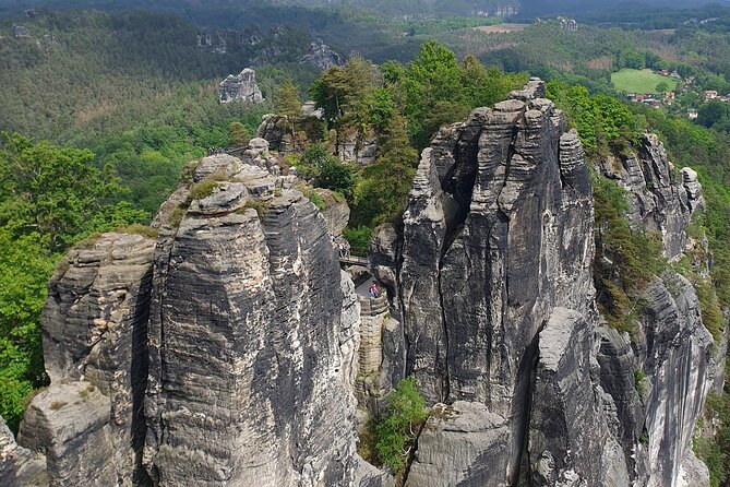 Two Countries, One Day: AMAZING Bohemian and Saxony Switzerland - Seamless Transportation Solutions