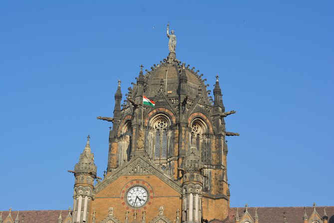Two Days Mumbai Tour Package : City + Slum + Elephanta + Market - Exploring Mumbais Major Sites