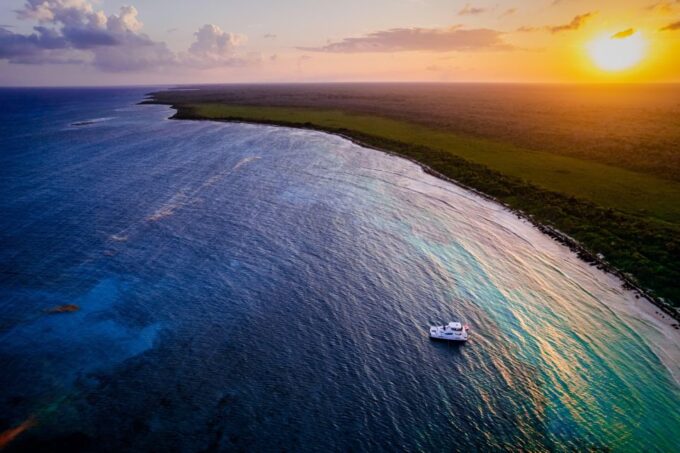 TYE All Inclusive Luxury Yacht With Private Island - Inclusive Services and Activities