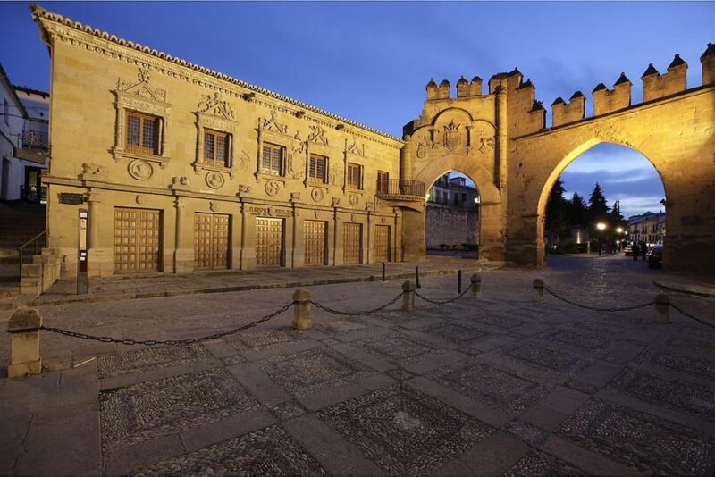 Úbeda and Baeza: Combined Package of World Heritage Cities - Exploring the Sacred Chapel of the Savior