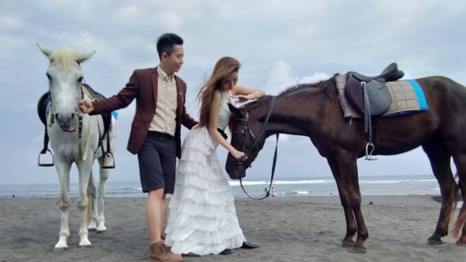 Ubud: 1 Hour Beach Horse Riding With Transfer - Frequently Asked Questions