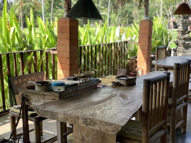 Ubud: 3-Hour Batik Making Class - Organic Dyes and Wax