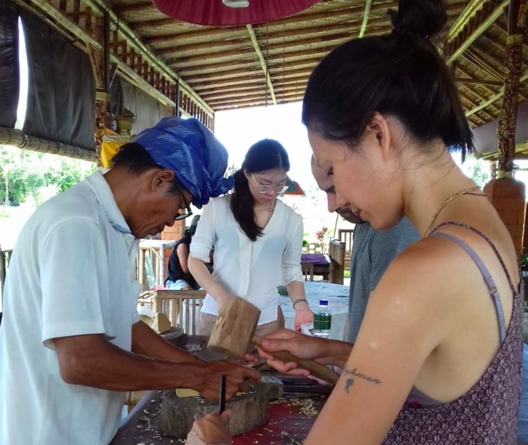 Ubud: 3-Hour Wood Carving Master Class - Included Amenities