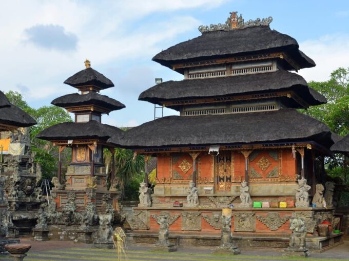 Ubud: Arts & Nature Tour. Barong Dance, Temple, Falls & More - Barong Dance Performance