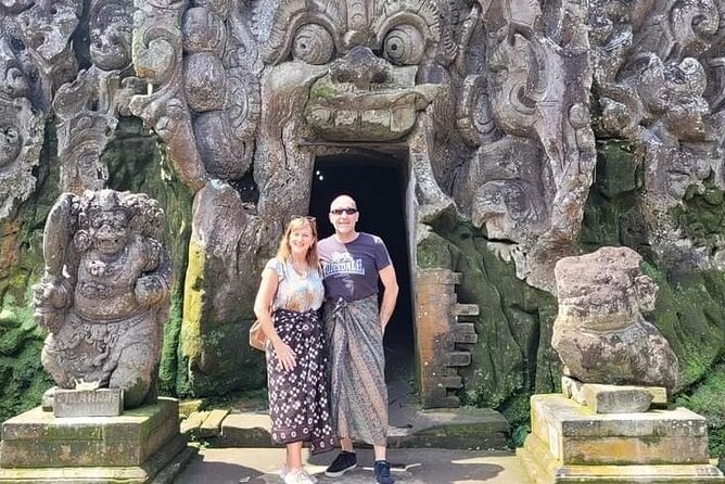 Ubud Bali Driver - Private Driver in Ubud - Accessibility and Participation
