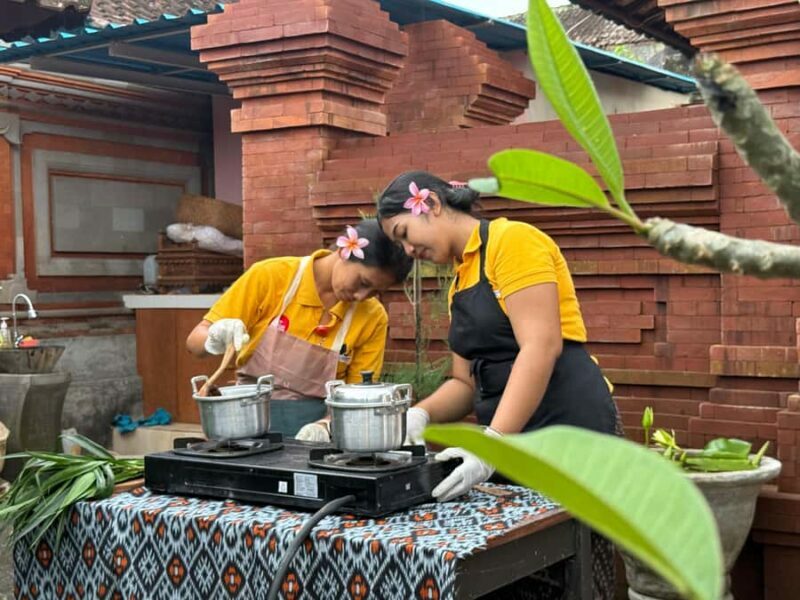 Ubud: Balinese Dessert Cooking Class at Local Home - Best For