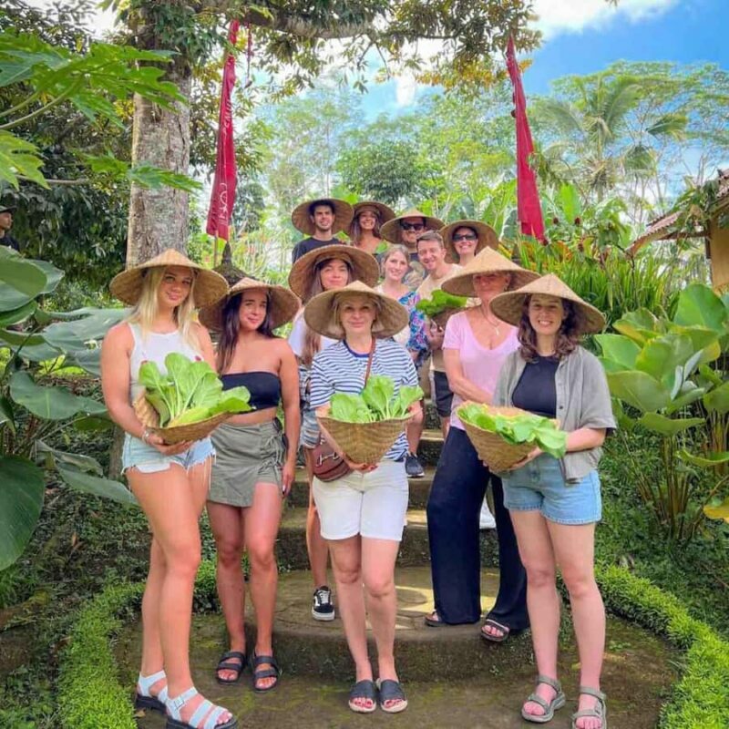 Ubud: Balinese Traditional Cooking Class and Market Tour - Key Points