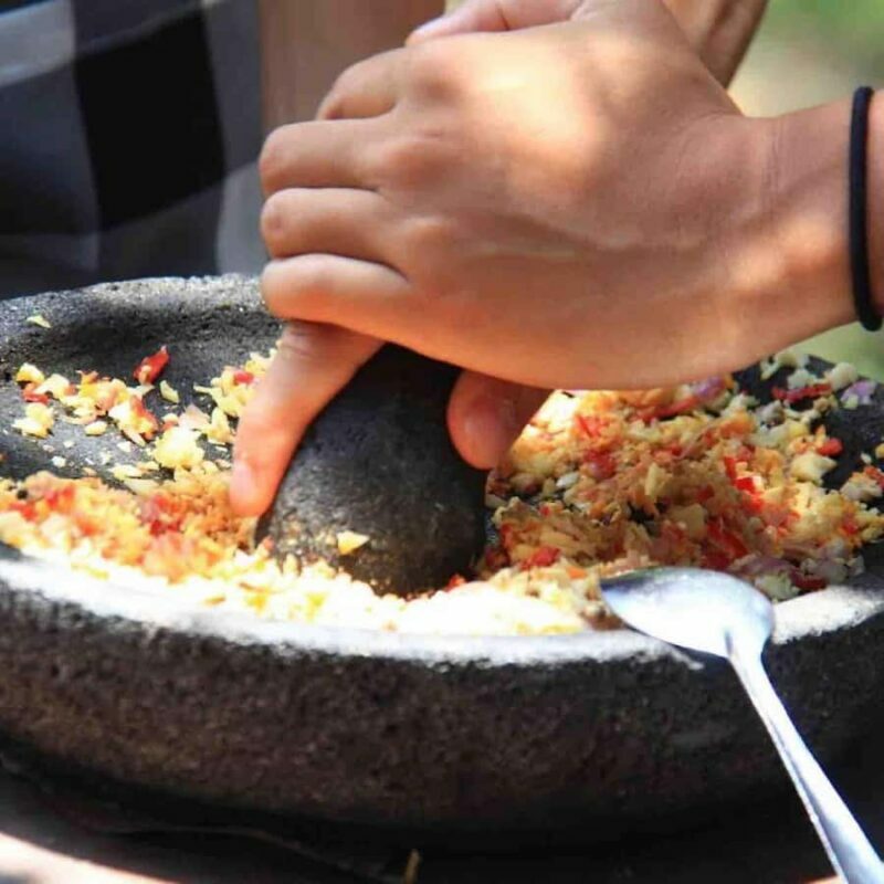 Ubud: Balinese Traditional Cooking Class and Market Tour - The Sum Up