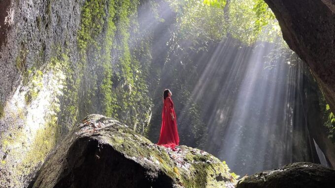 UBUD Best Waterfall Highlights - Sacred Monkey Forest Sanctuary