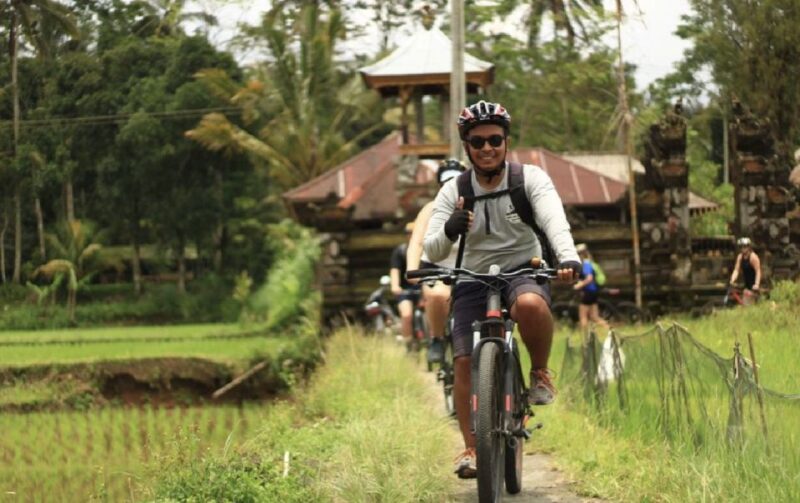 Ubud: Downhill Jungle & Rice Terrace Cycling Tour With Meals - Experience Details